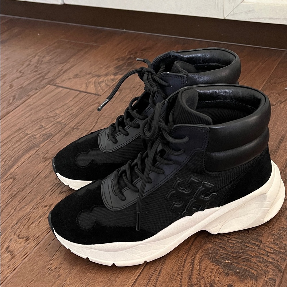 Tory Burch high-top sneakers like new.